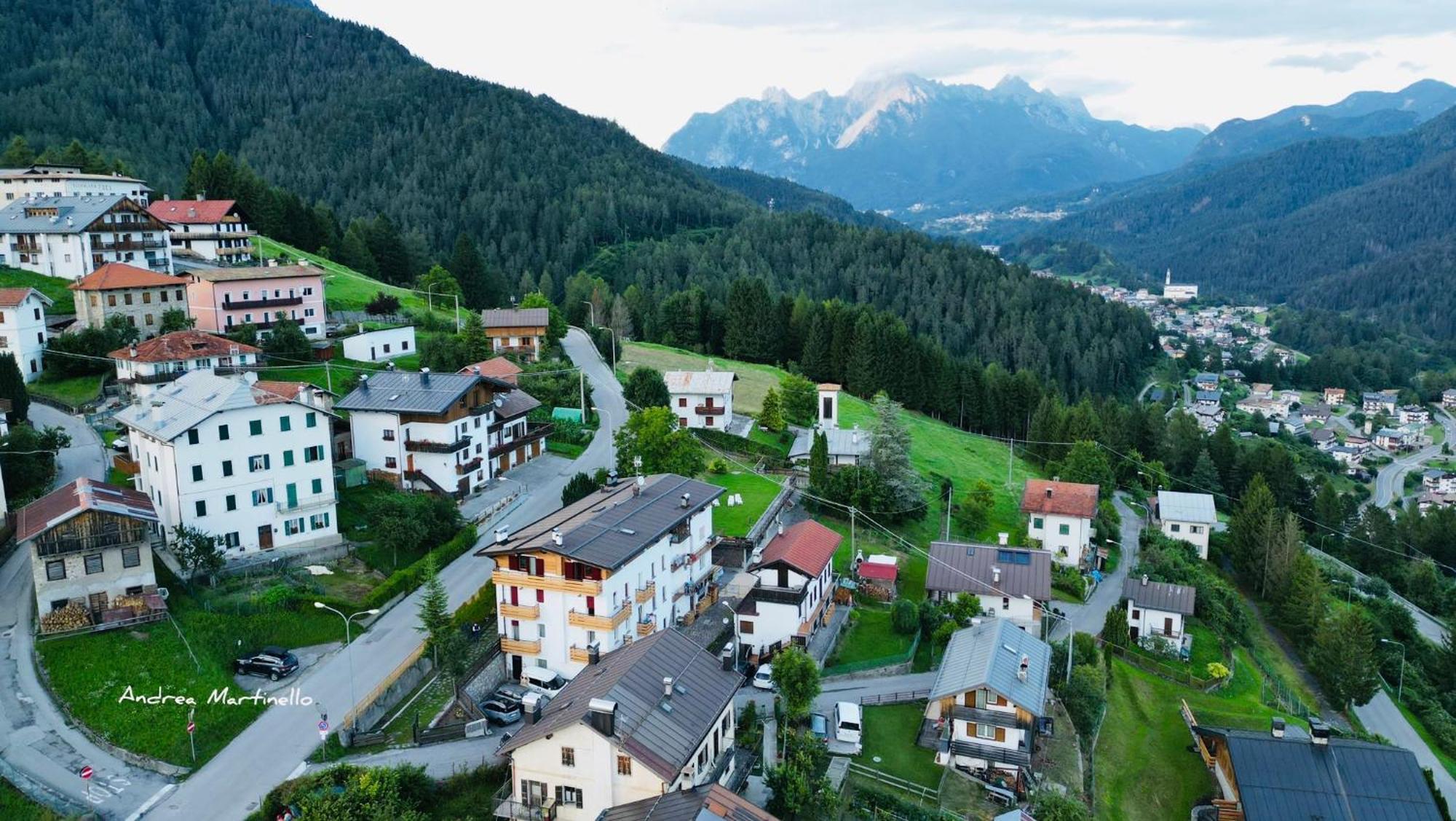 Mansarda La Soffitta Domegge di Cadore Exterior foto